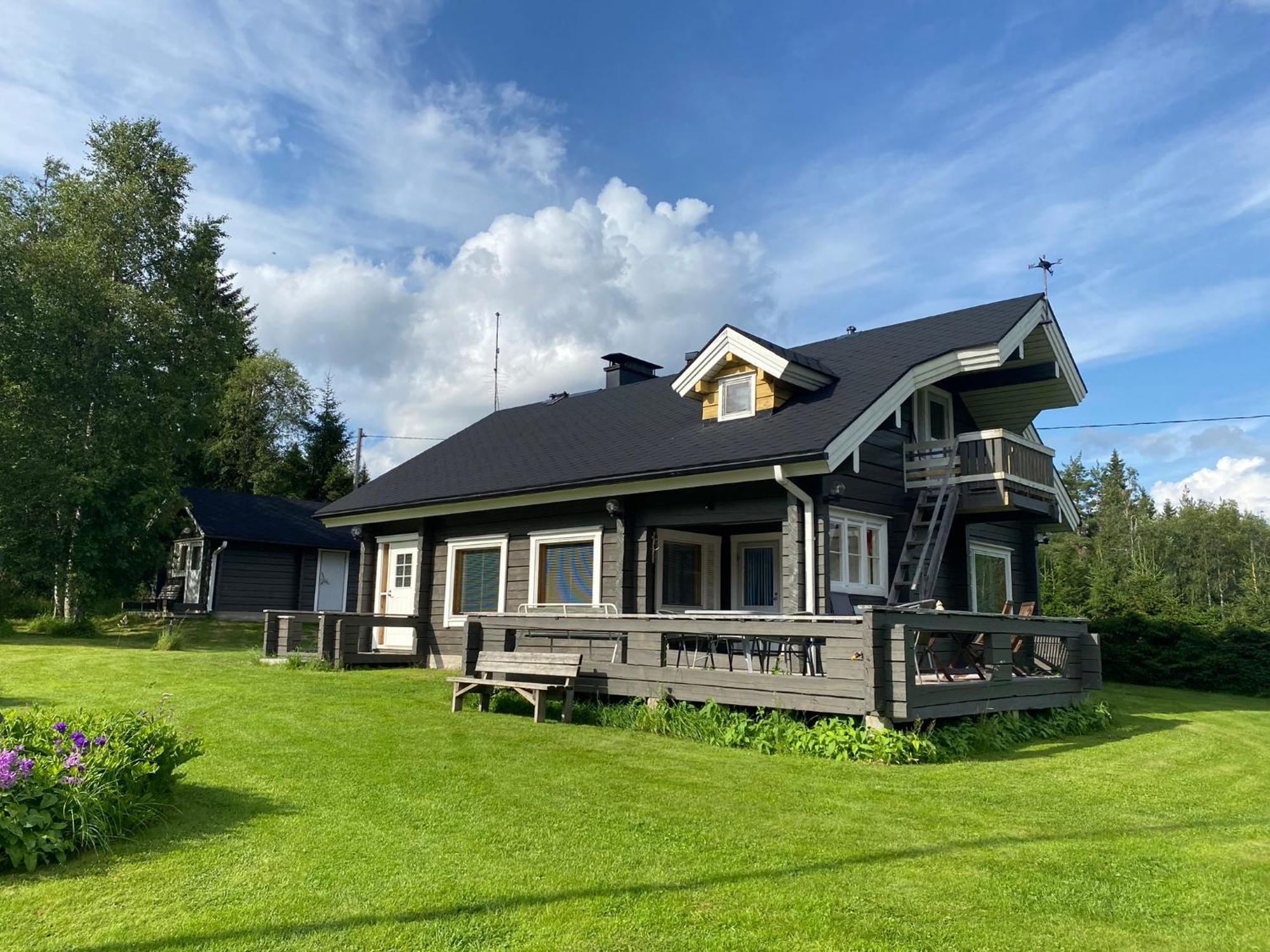 Loma-Laattaja Villa Hyrynsalmi Luaran gambar